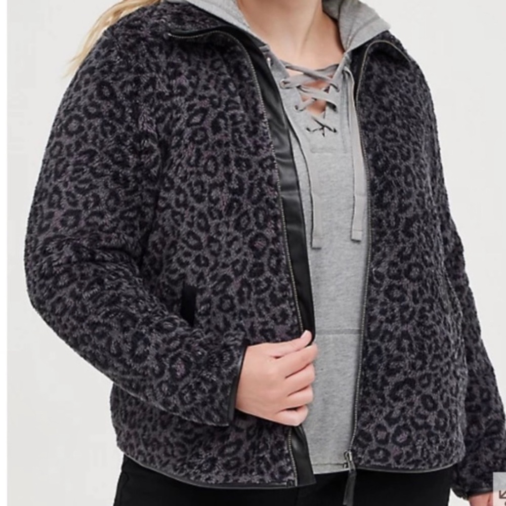 Torrid faux shearling leopard print grey jacket